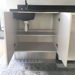 Kitchenette K12 - 140 cm avec emplacement hotte et réfrigérateur